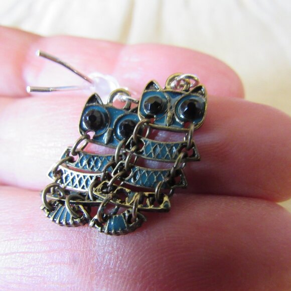 Vintage Enamel Segmented Owl Earrings - Picture 5 of 5